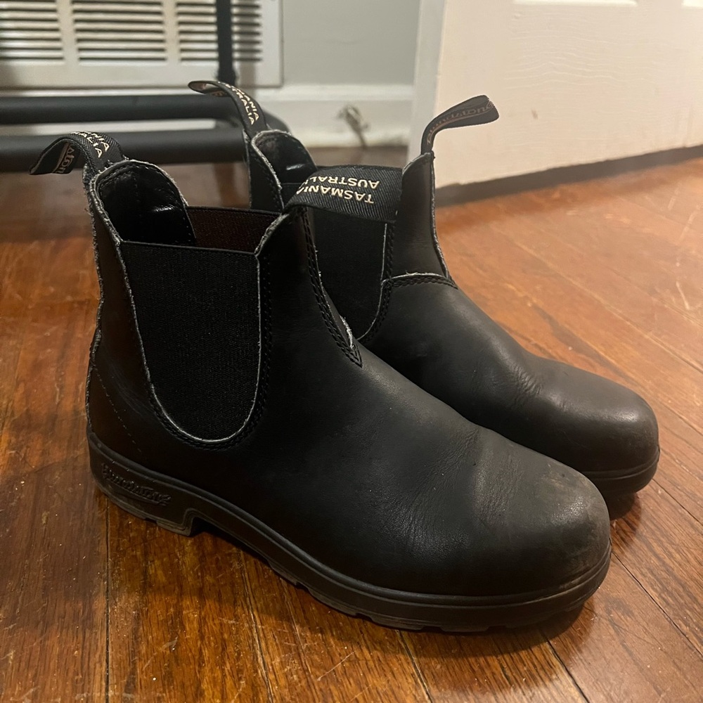 Blundstones